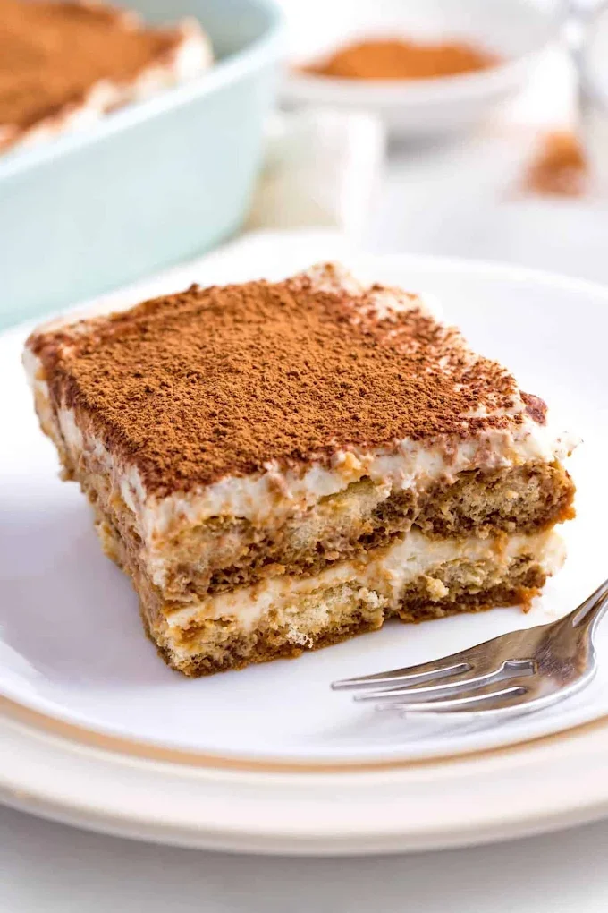 Tiramisu Cake